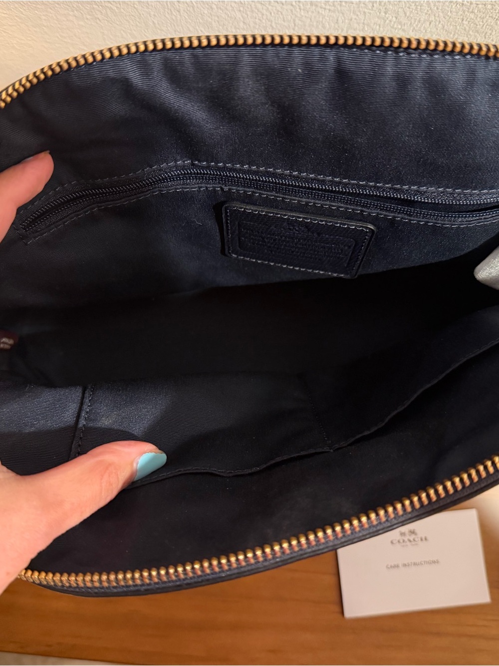 COACH Navy Leather Studded Dome Shoulder Bag with Matching Wallet - Picture 3 of 7